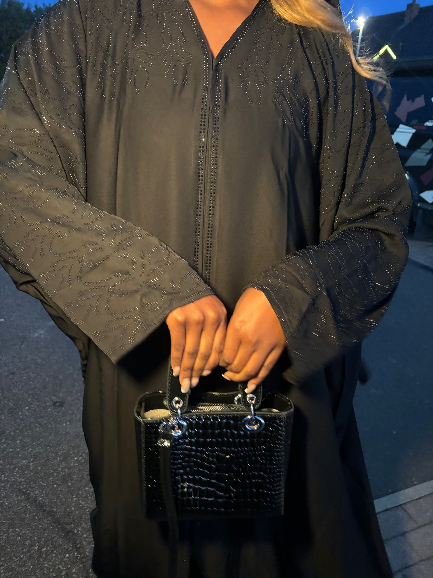 CAVIAR ABAYA