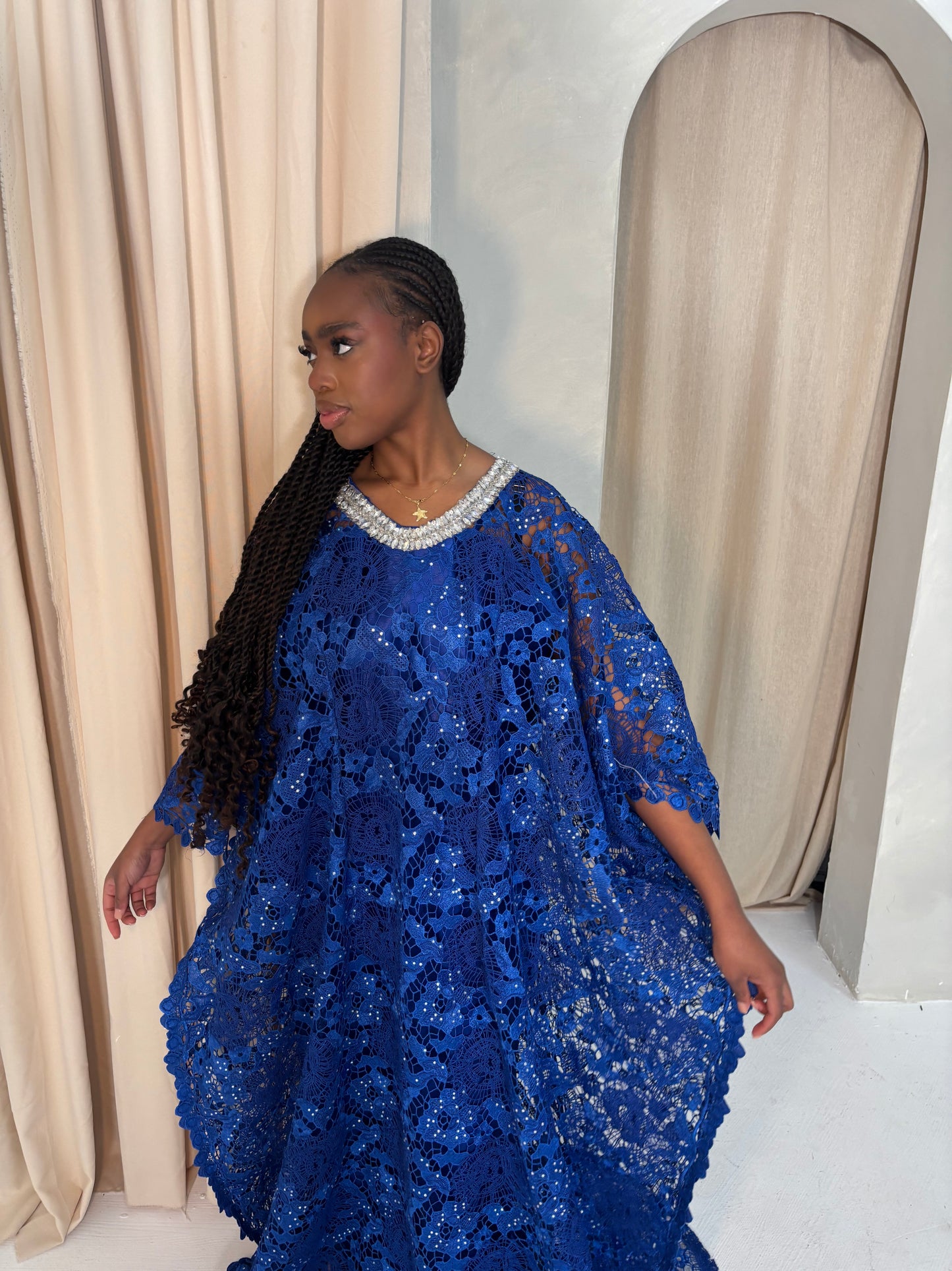 ZAYNAB LACE BLUE GRAND BOBOU