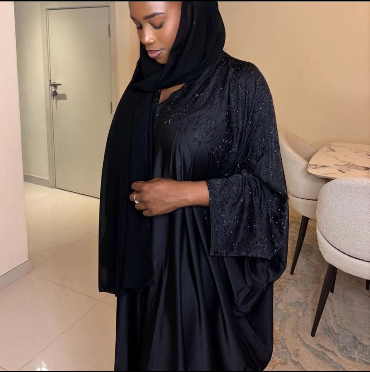 CAVIAR ABAYA